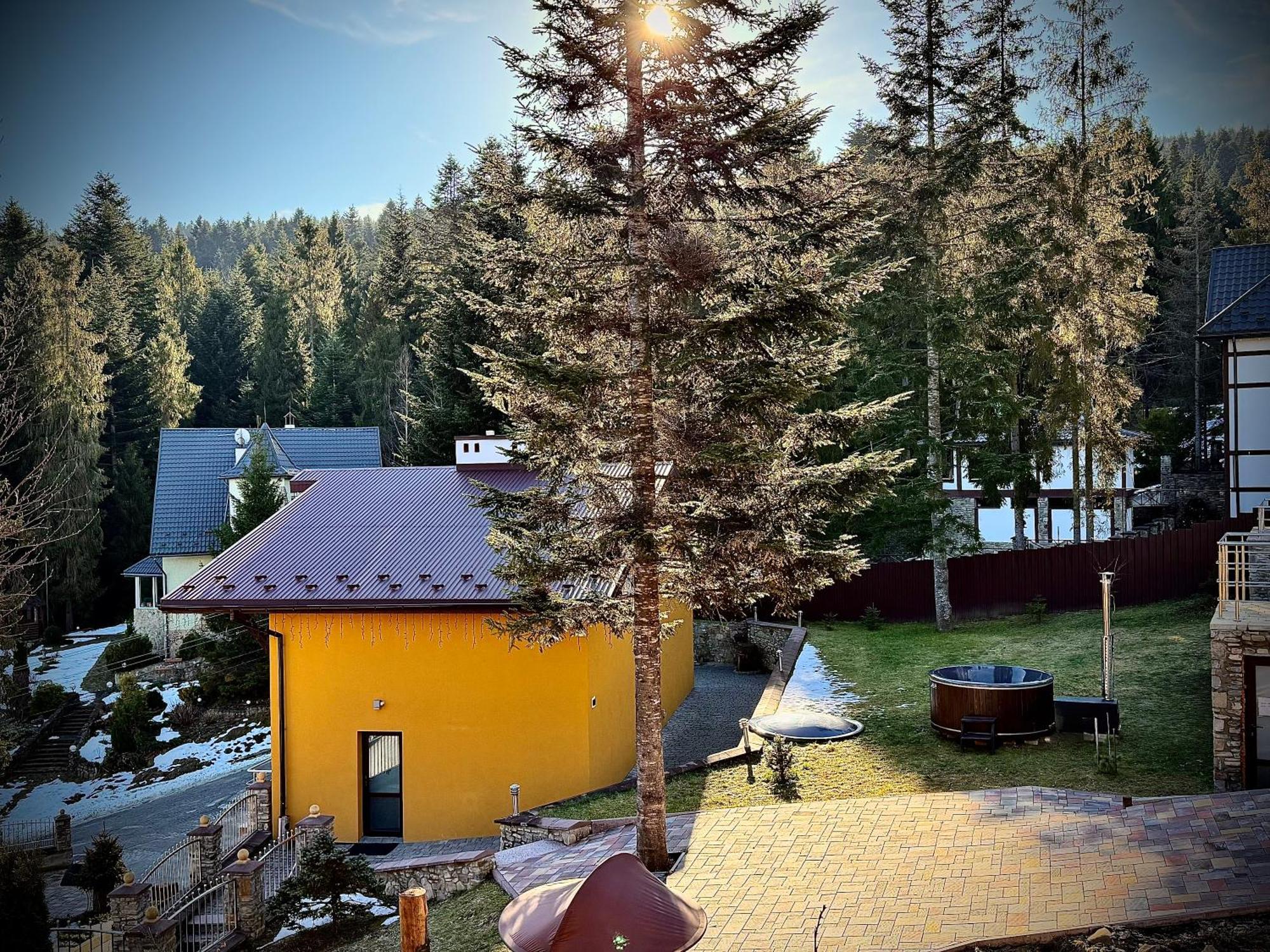 Апарт- Готель Sunray Skhidnytsya Skhidnytsia المظهر الخارجي الصورة